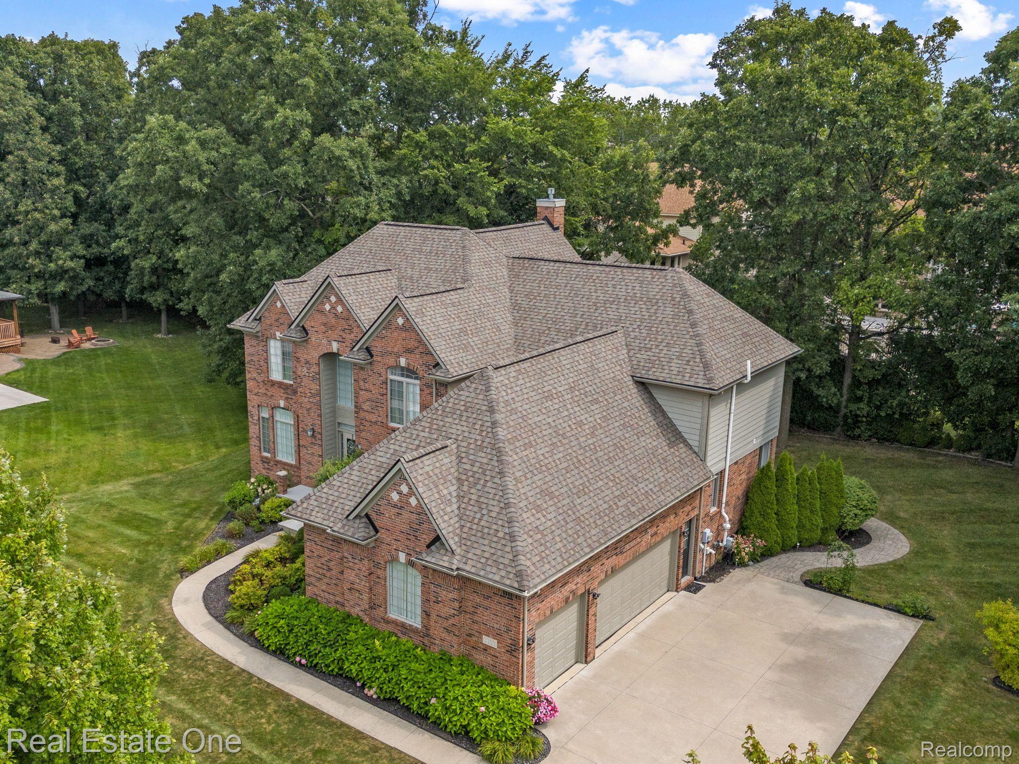 3308 Paramount LN