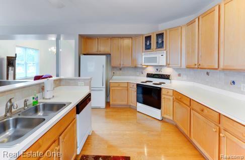 3603 CAMDEN CRT
