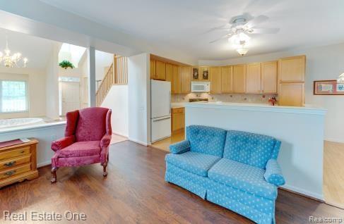 3603 CAMDEN CRT