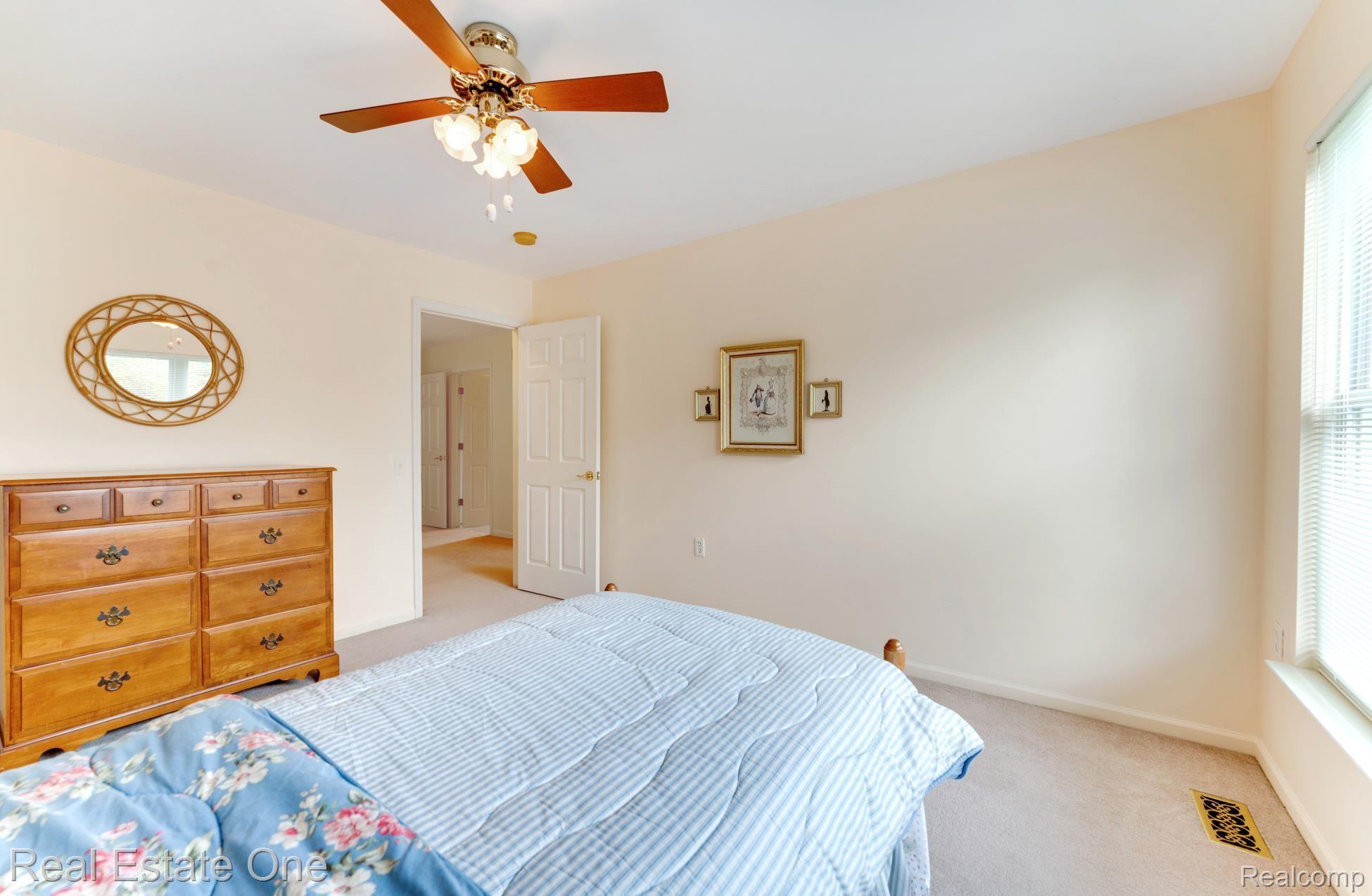 3603 CAMDEN CRT