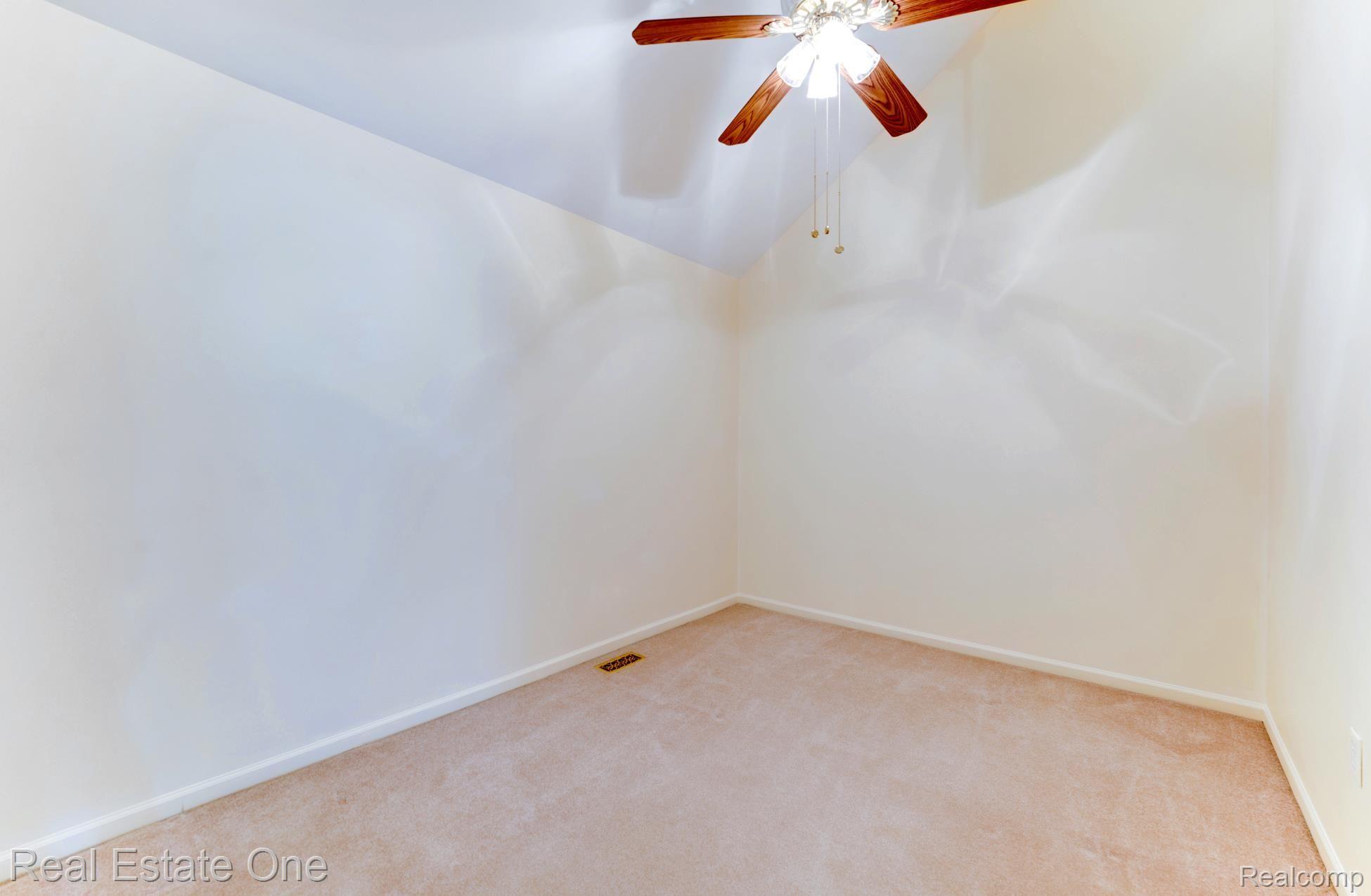 3603 CAMDEN CRT