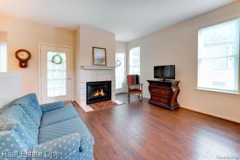 3603 CAMDEN CRT