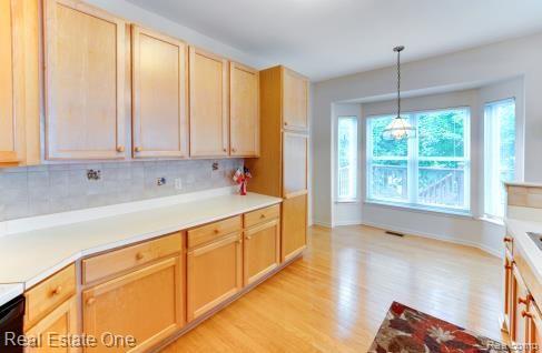 3603 CAMDEN CRT