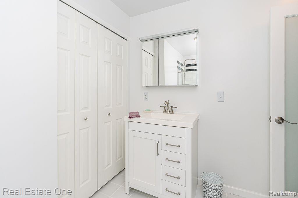 1480 SADDLE LN 160 70 Unit: 160