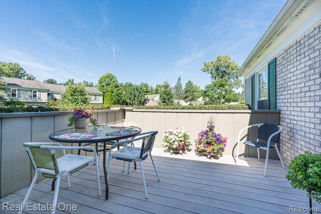 1480 SADDLE LN 160 70 Unit: 160