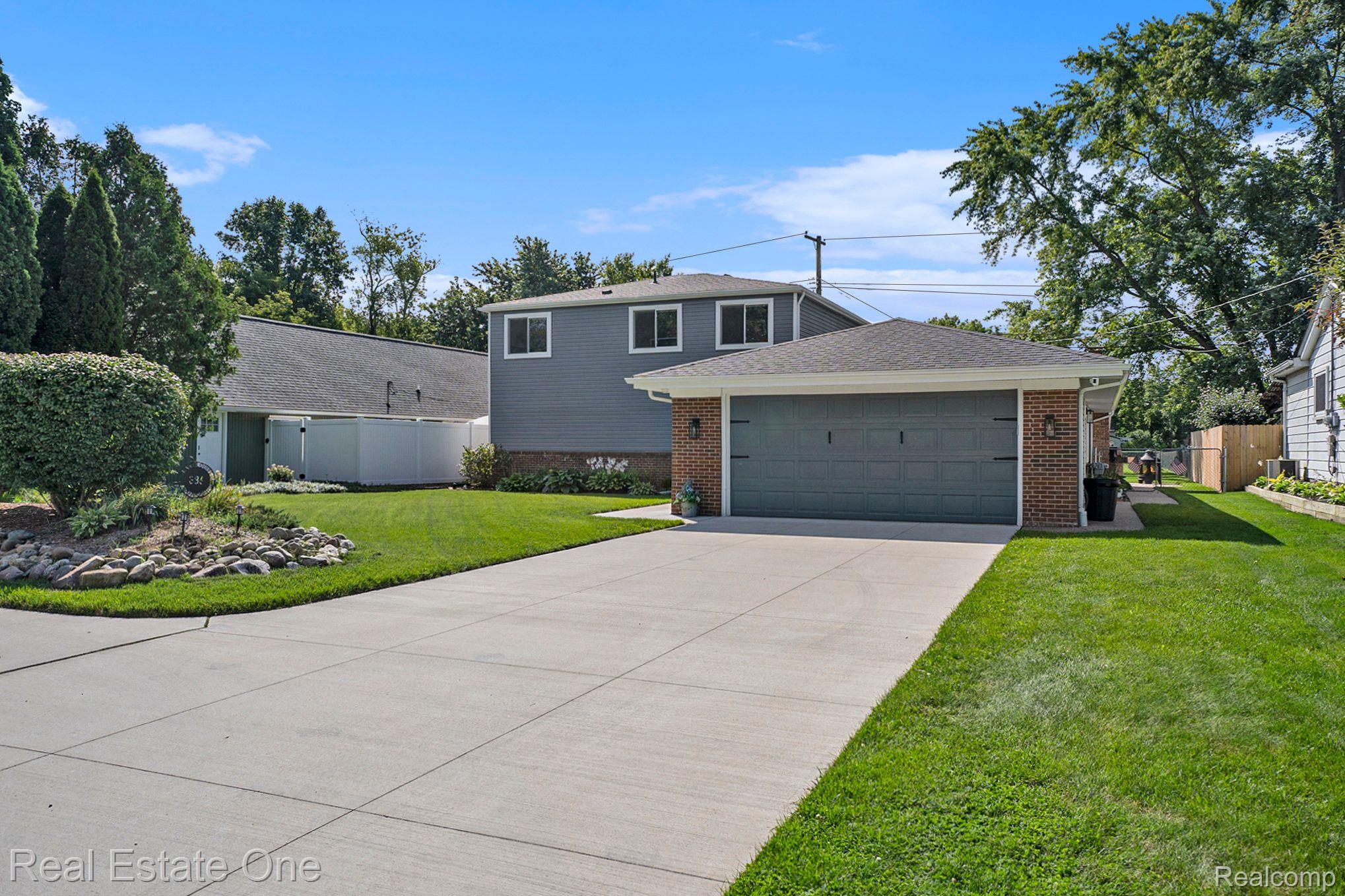 386 E GLASS RD