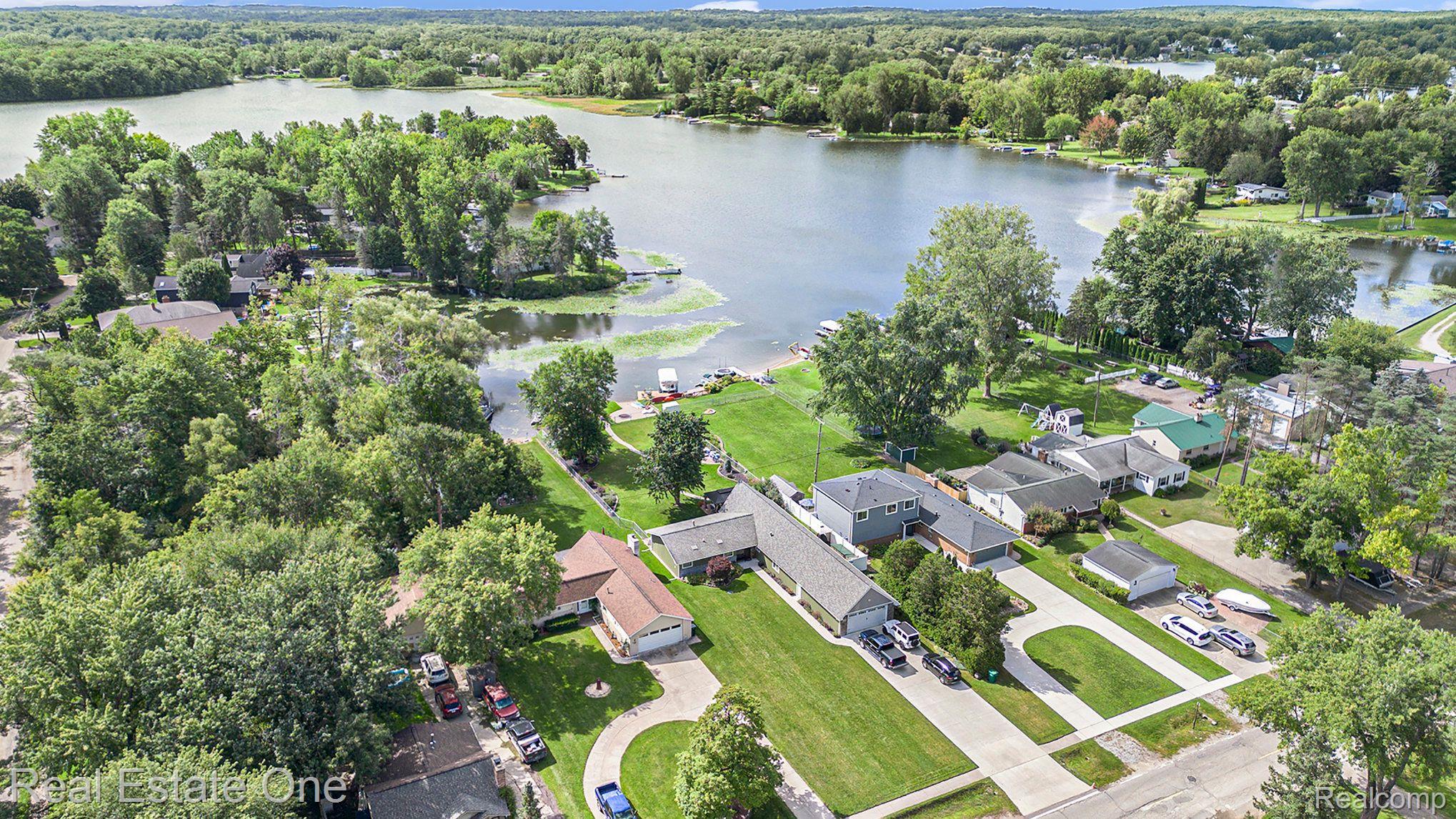 386 E GLASS RD