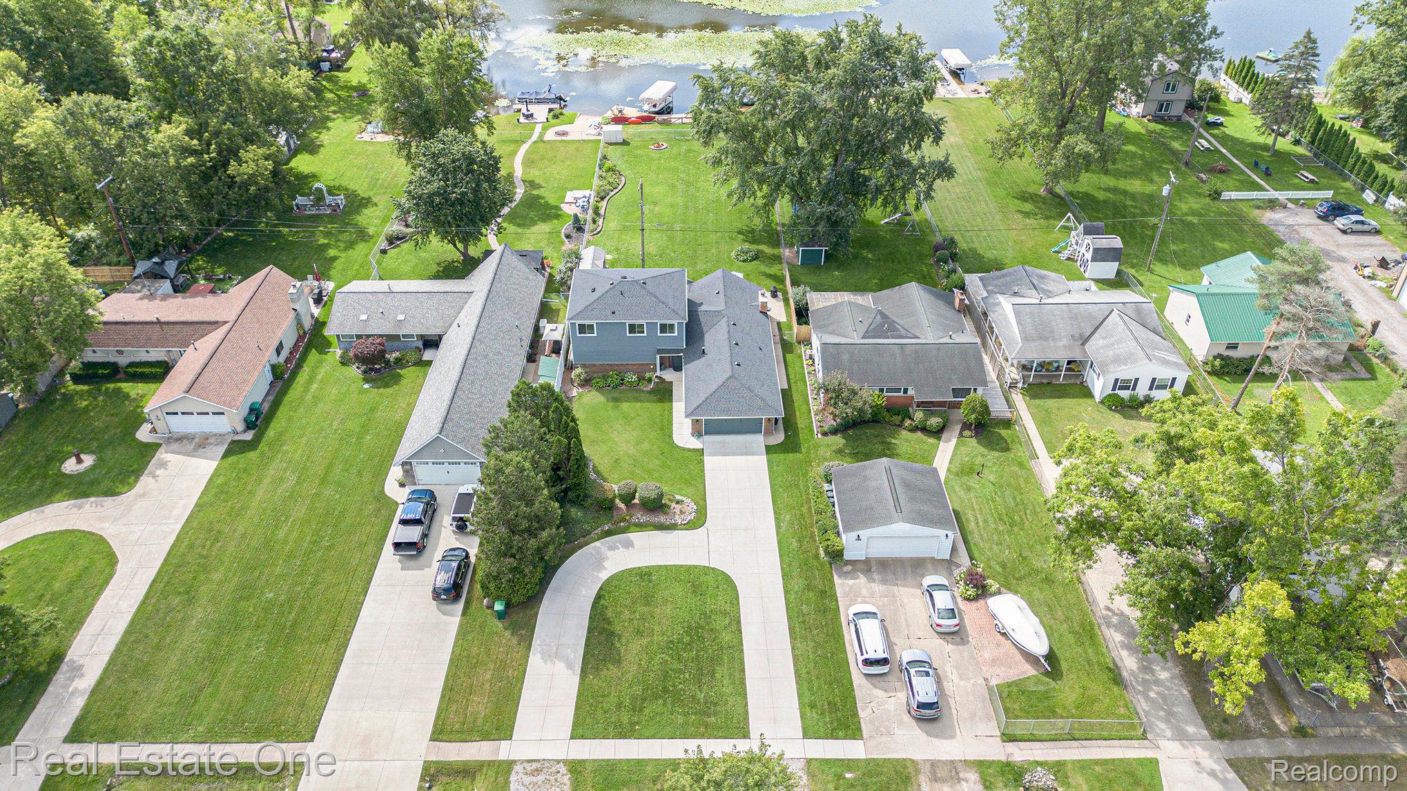 386 E GLASS RD