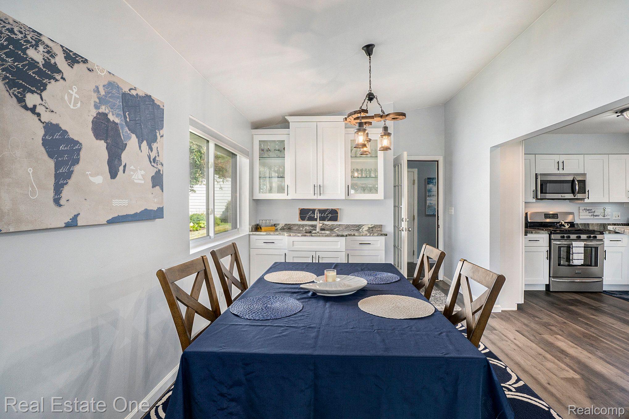 386 E GLASS RD