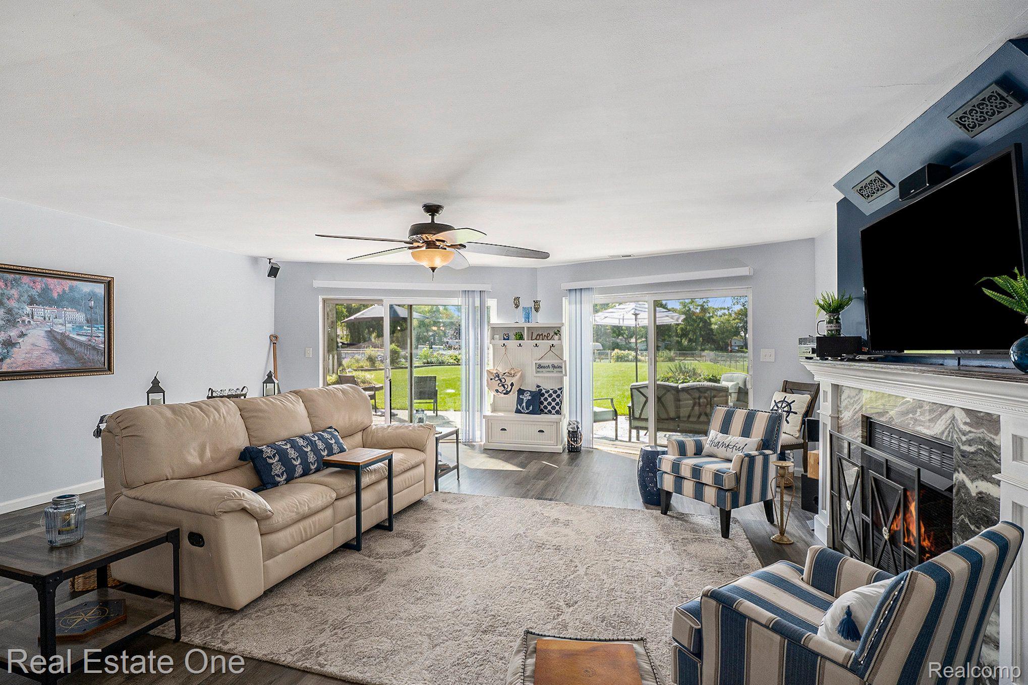 386 E GLASS RD