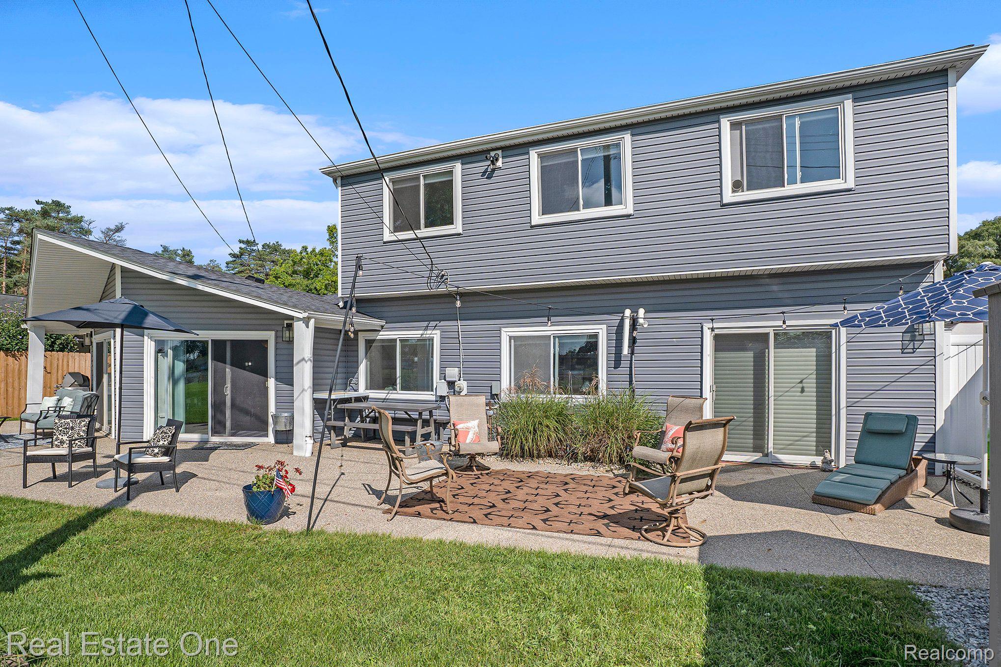 386 E GLASS RD