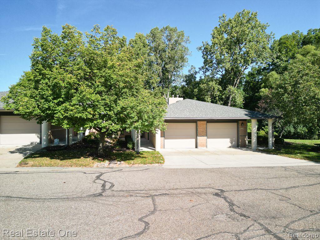 954 WEXFORD WAY