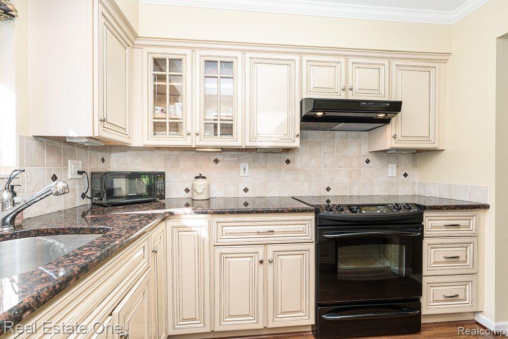 954 WEXFORD WAY
