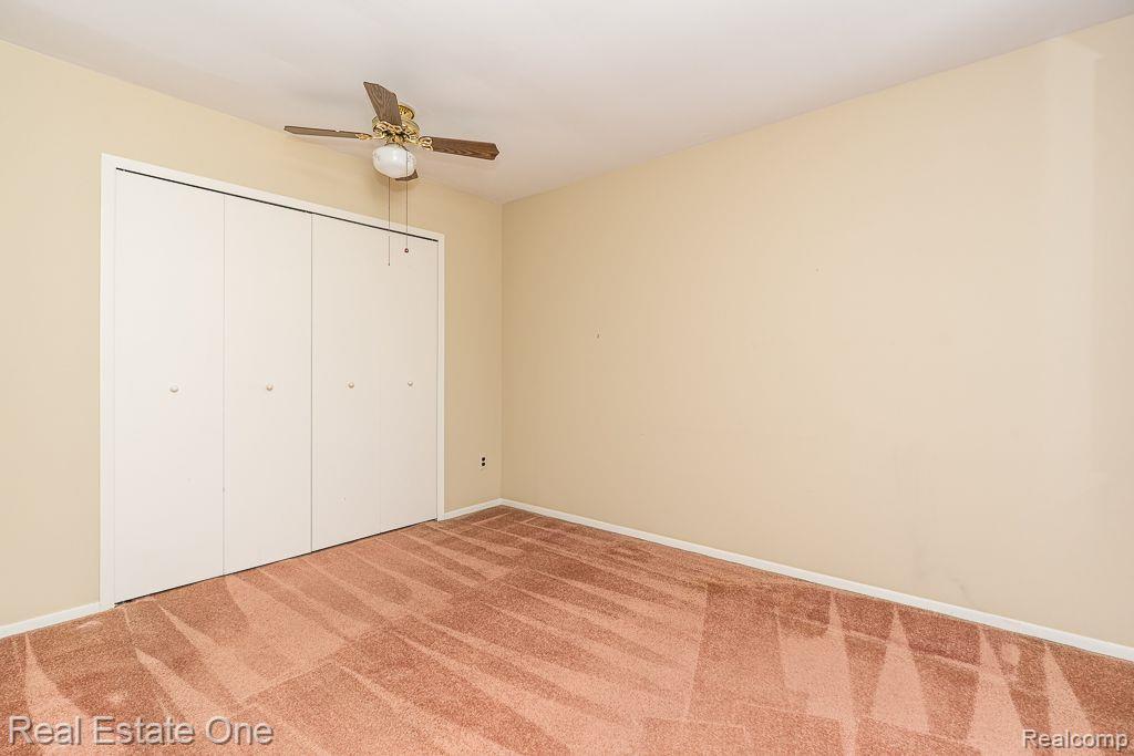 169 MANOR WAY