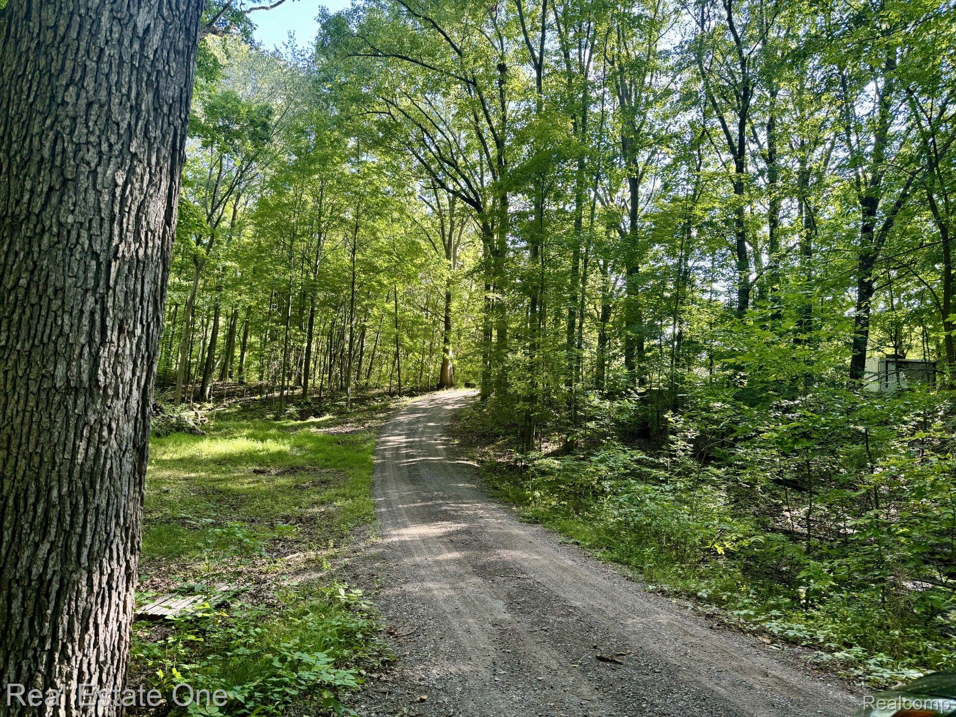 4694 HOWELL RD