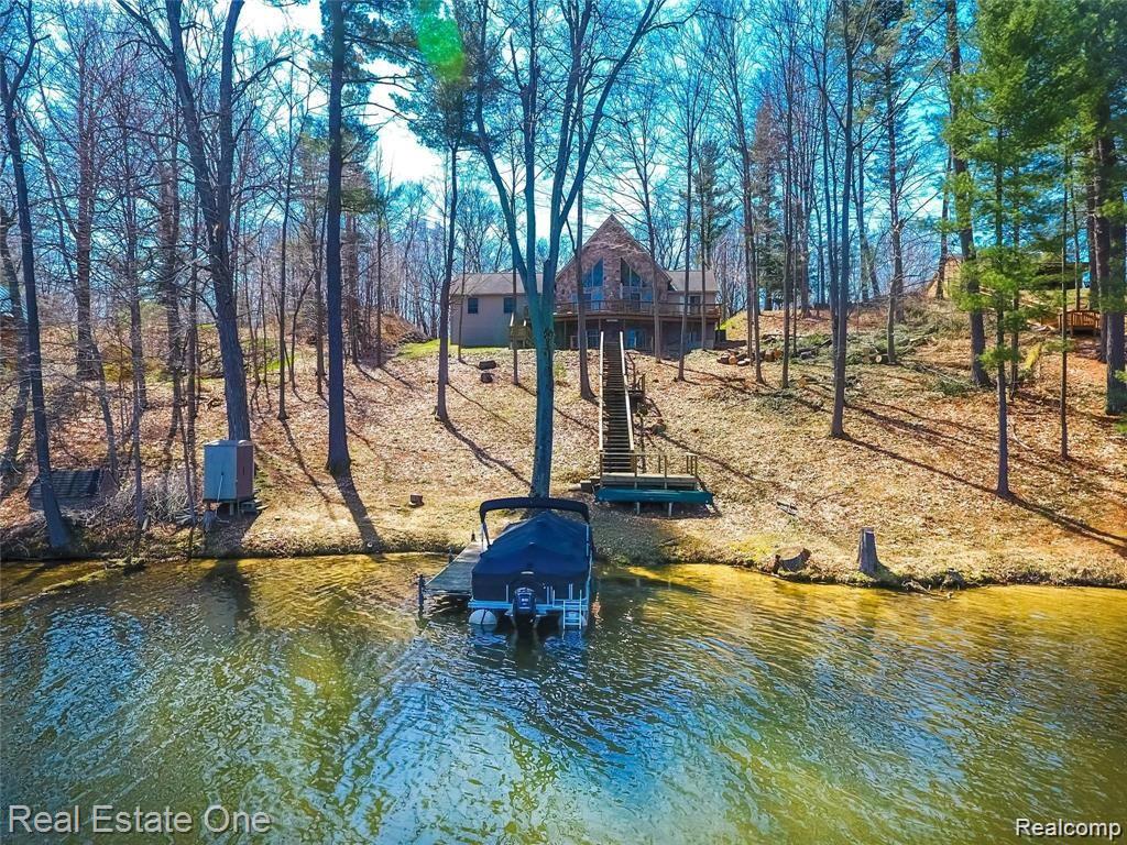 4694 HOWELL RD