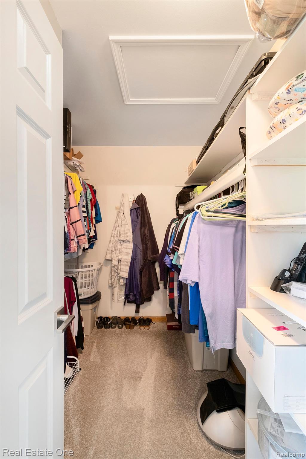 4155 HICKORY HLS