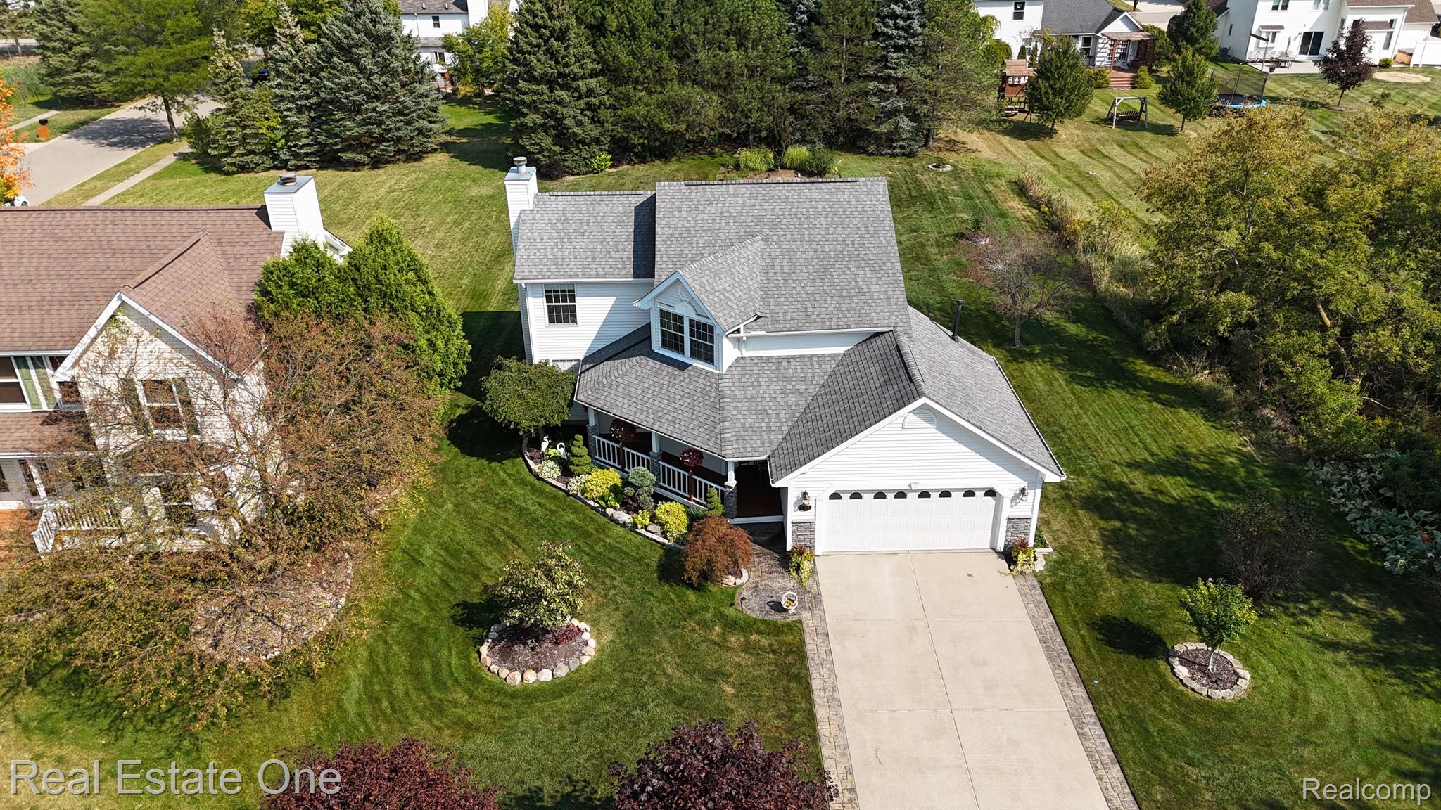 4155 HICKORY HLS