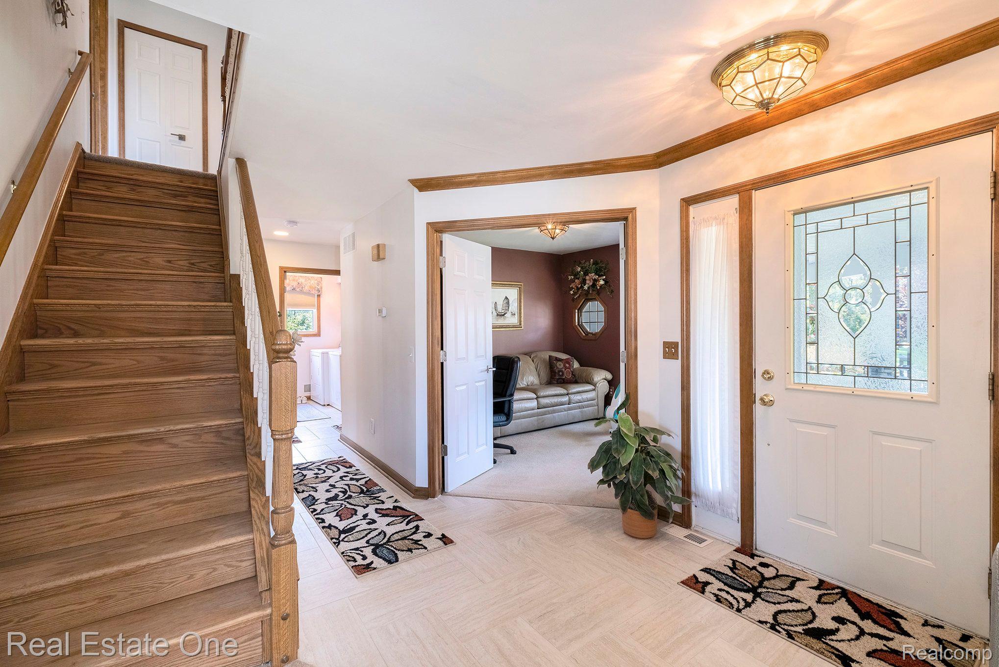 4155 HICKORY HLS