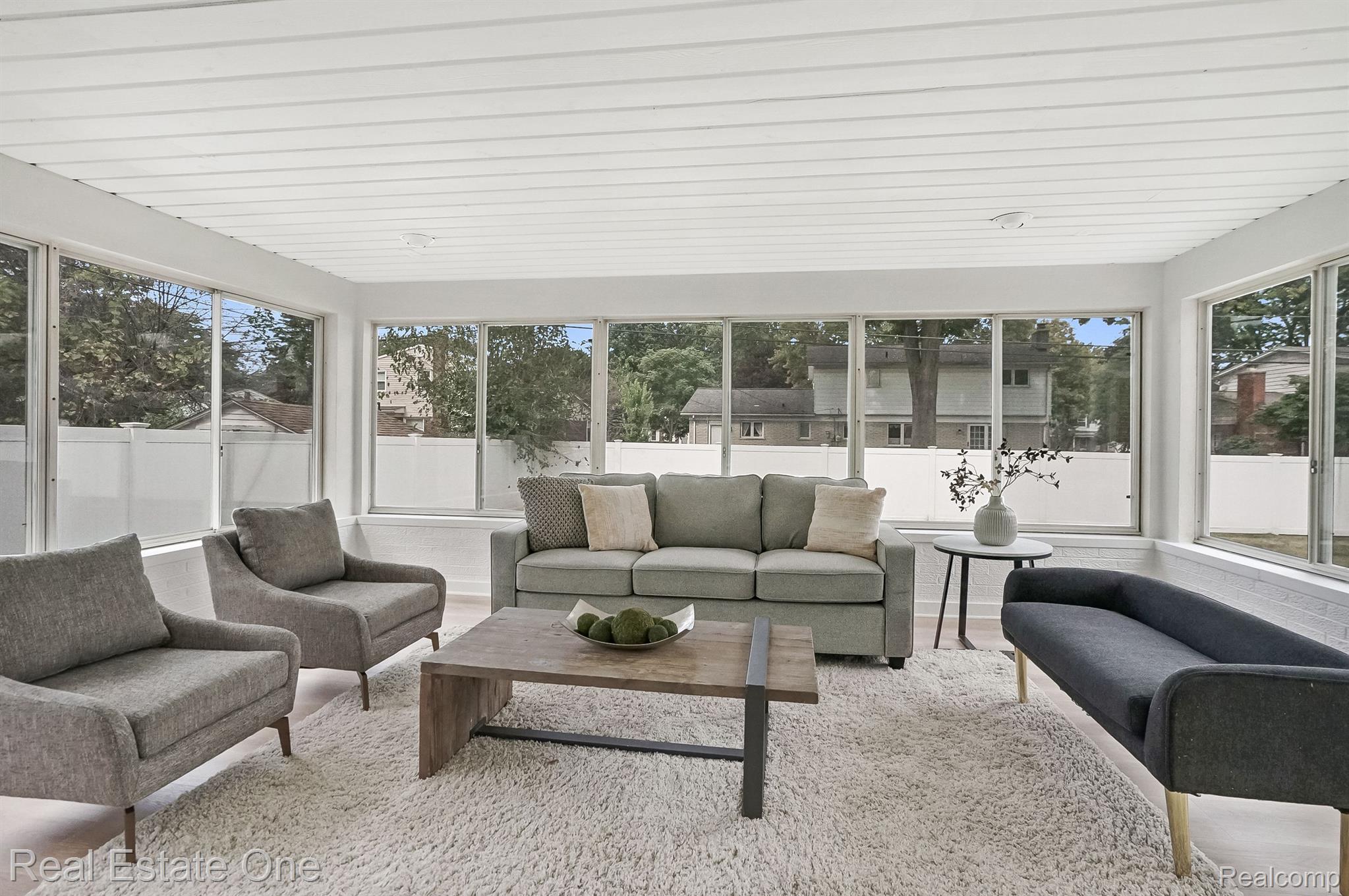 4181 CAMBRIDGE CRESCENT DR