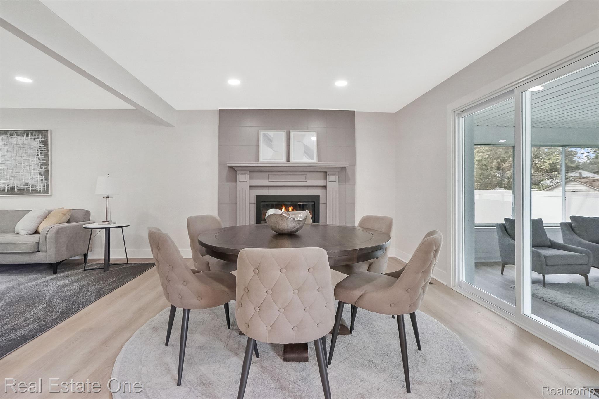 4181 CAMBRIDGE CRESCENT DR