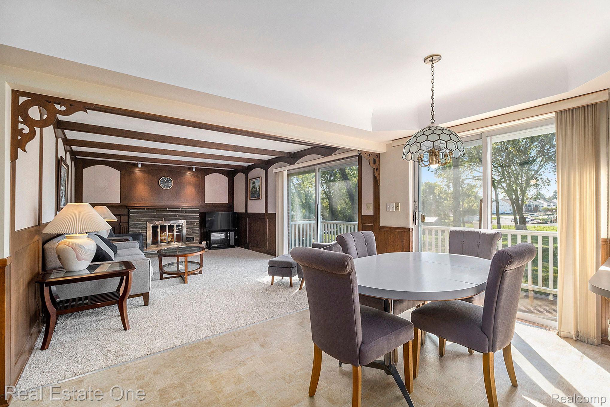 710 CRESTON DR