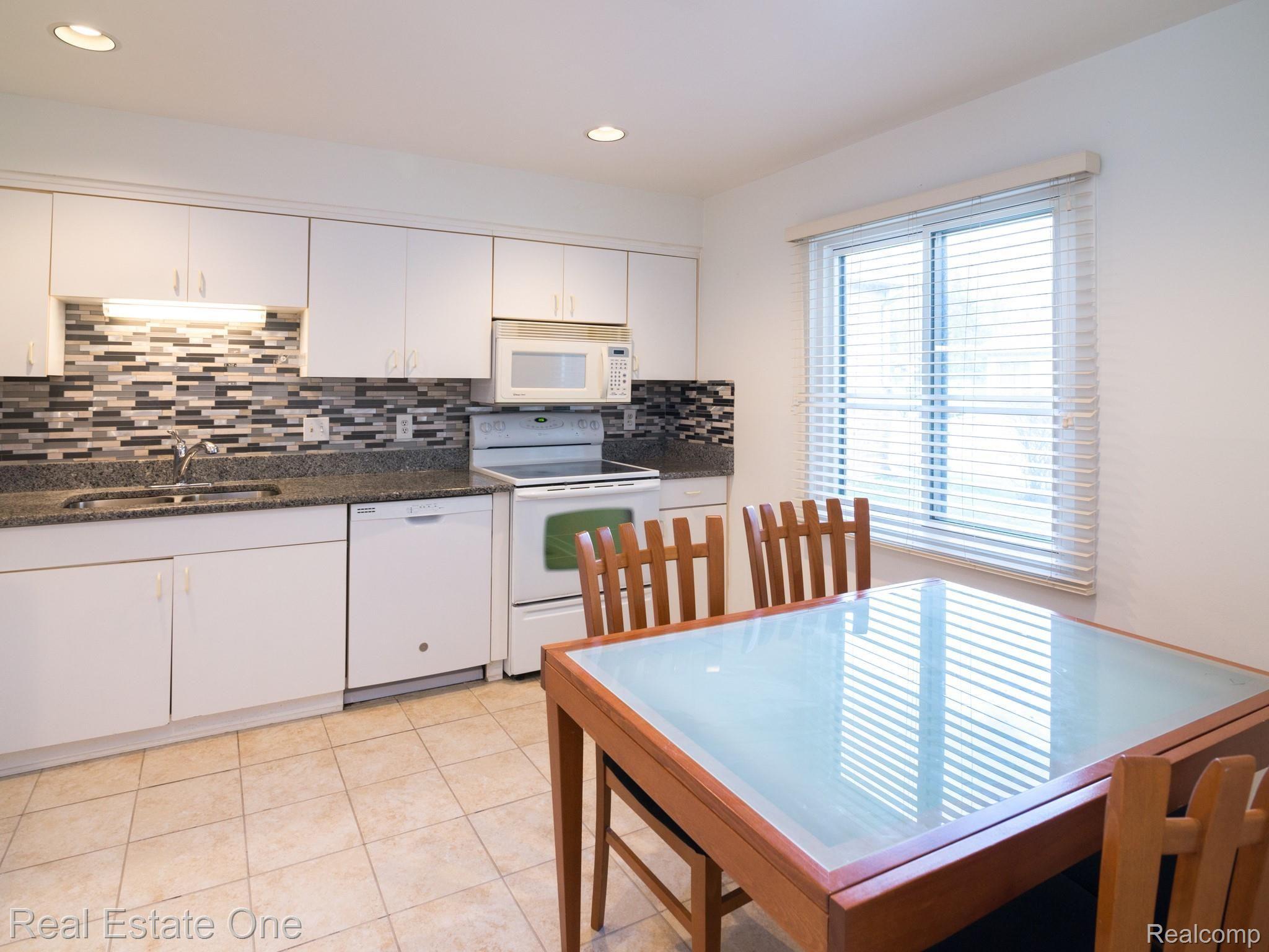 7120 CLEMENTS 80 Bldg#: 18 Unit: 80
