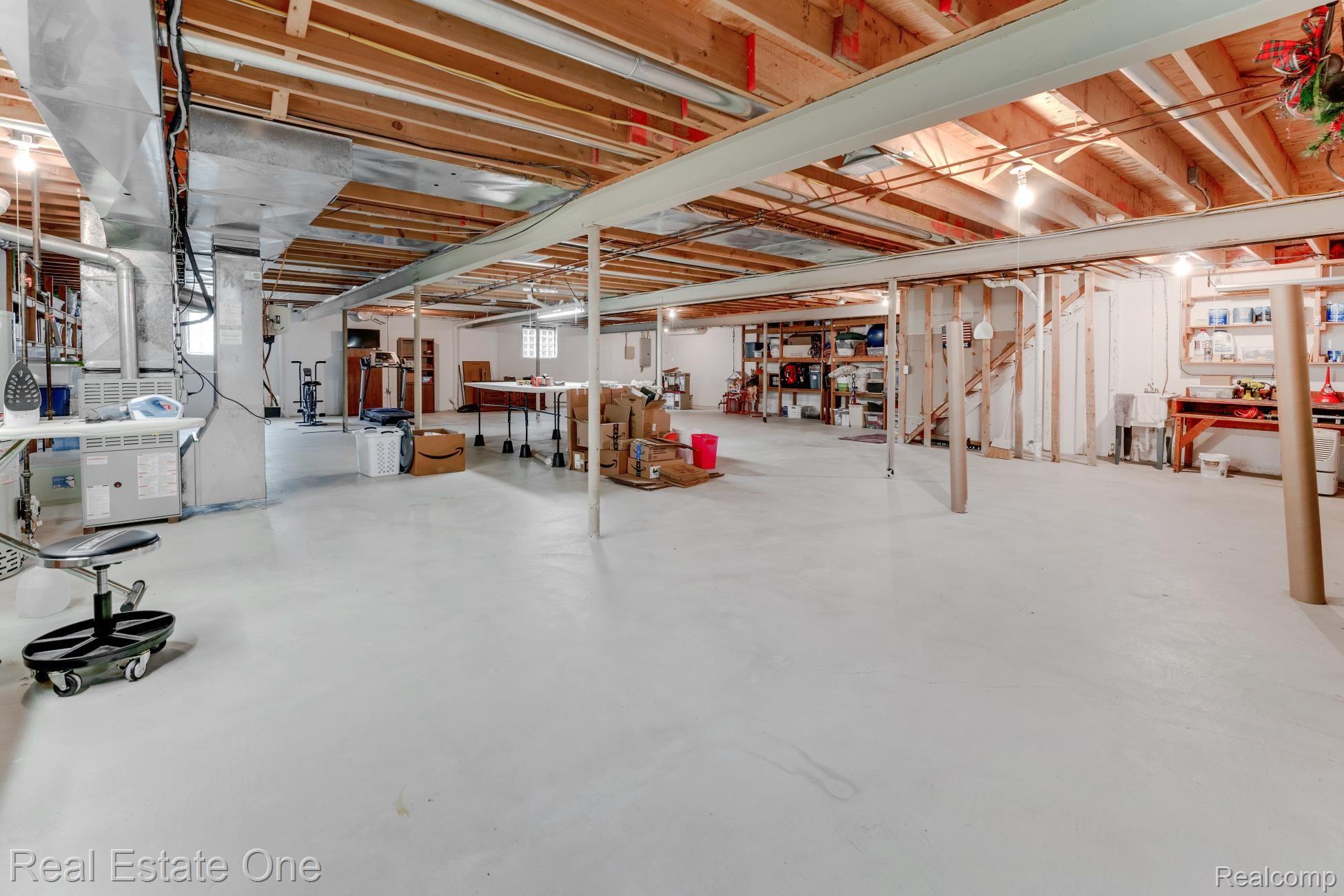 424 WEDINGTON CRT