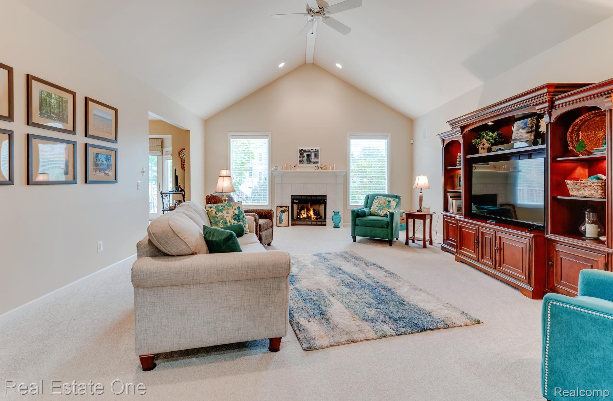 424 WEDINGTON CRT