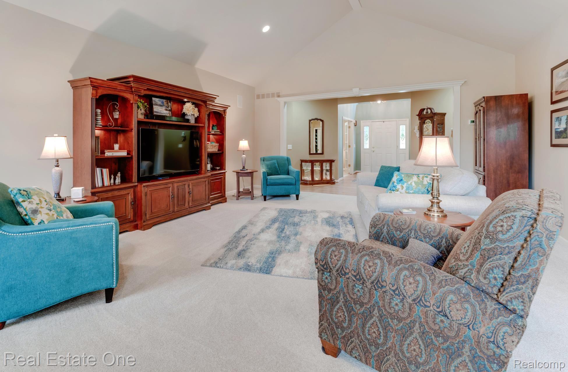 424 WEDINGTON CRT