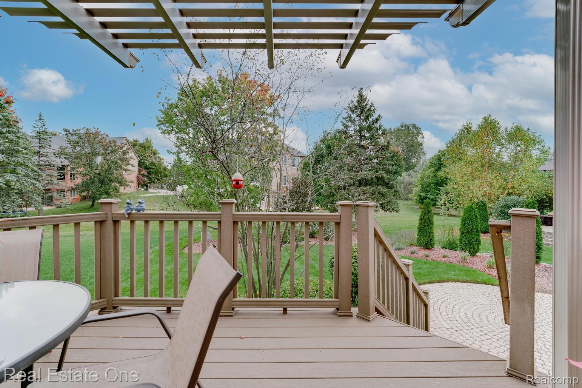 424 WEDINGTON CRT