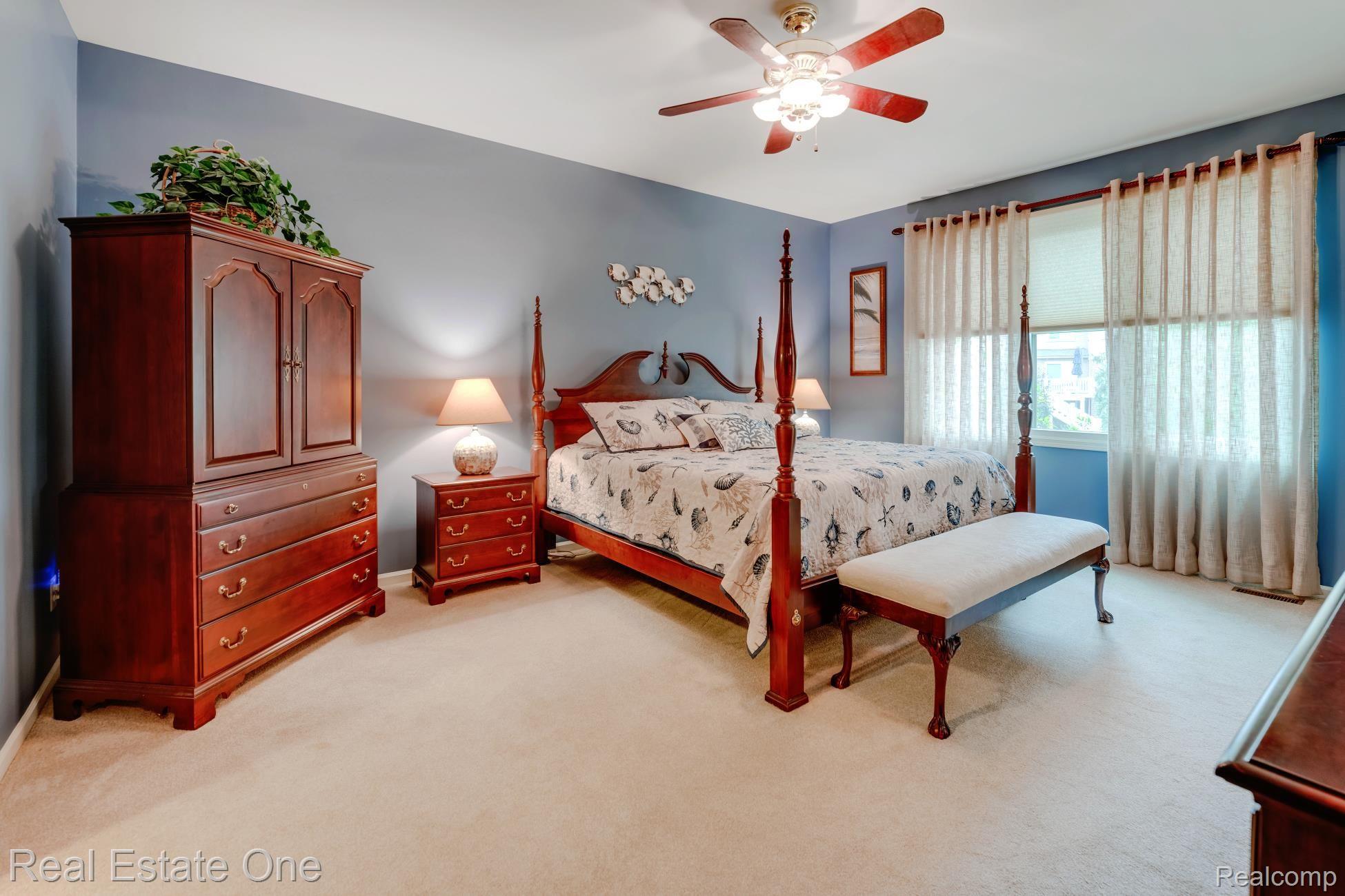 424 WEDINGTON CRT