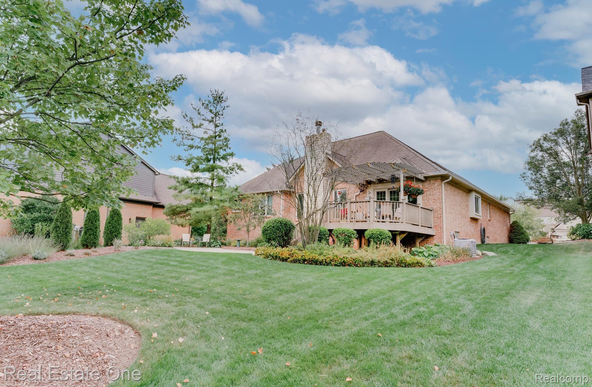 424 WEDINGTON CRT