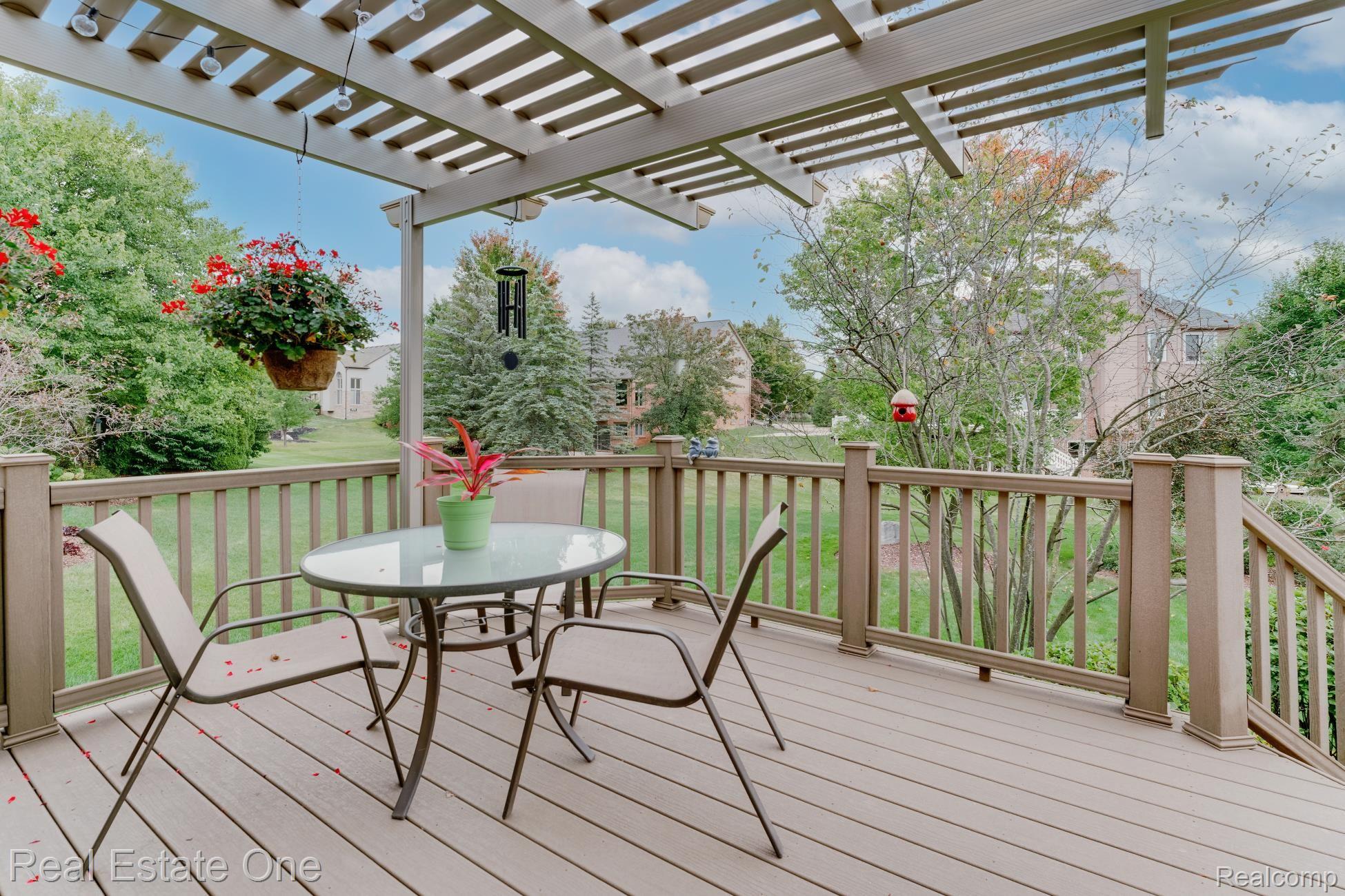 424 WEDINGTON CRT