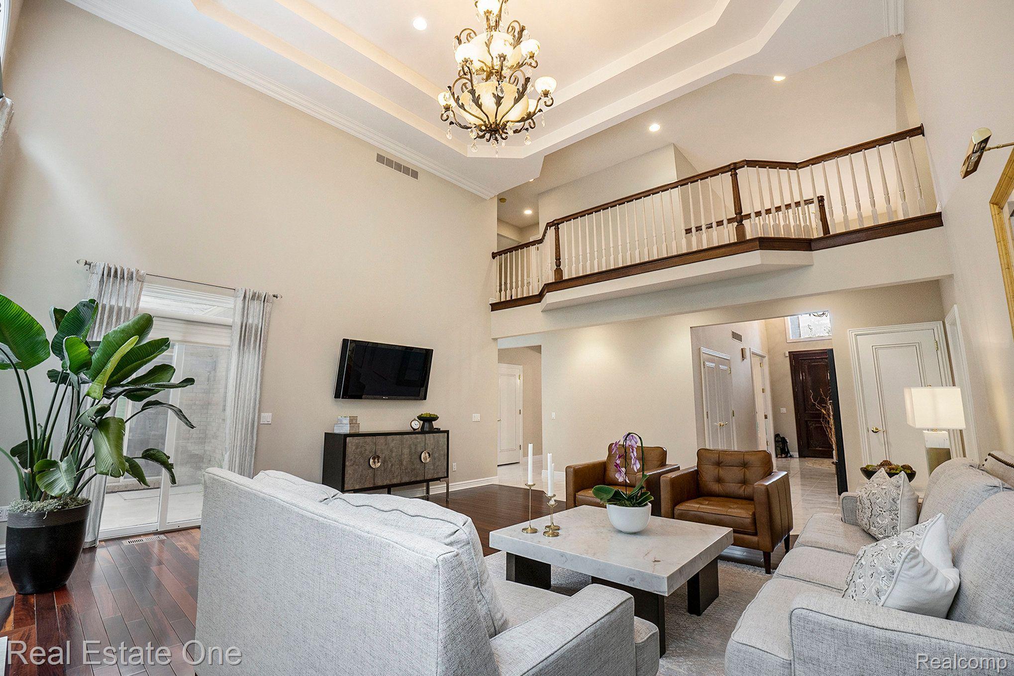 3925 HARVEST CREEK CRT
