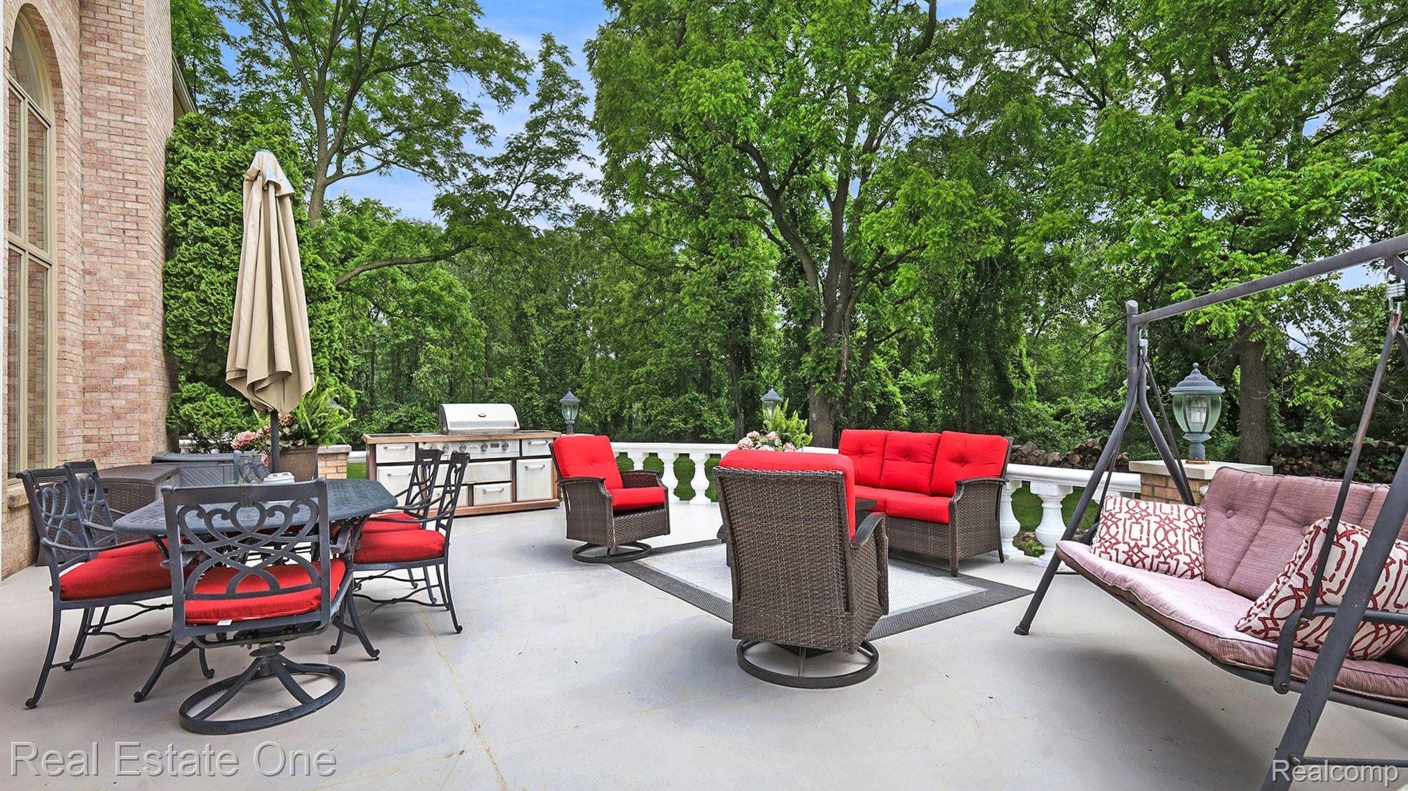 3925 HARVEST CREEK CRT