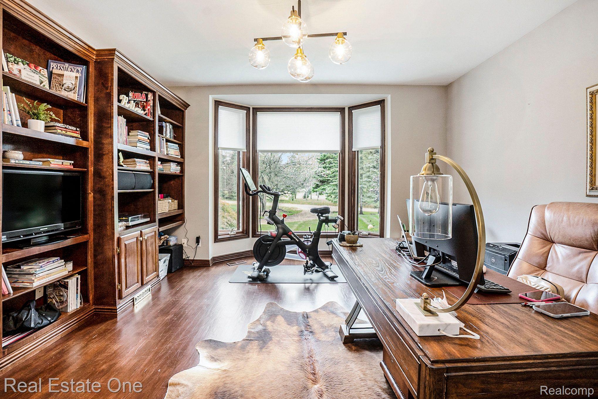 3925 HARVEST CREEK CRT