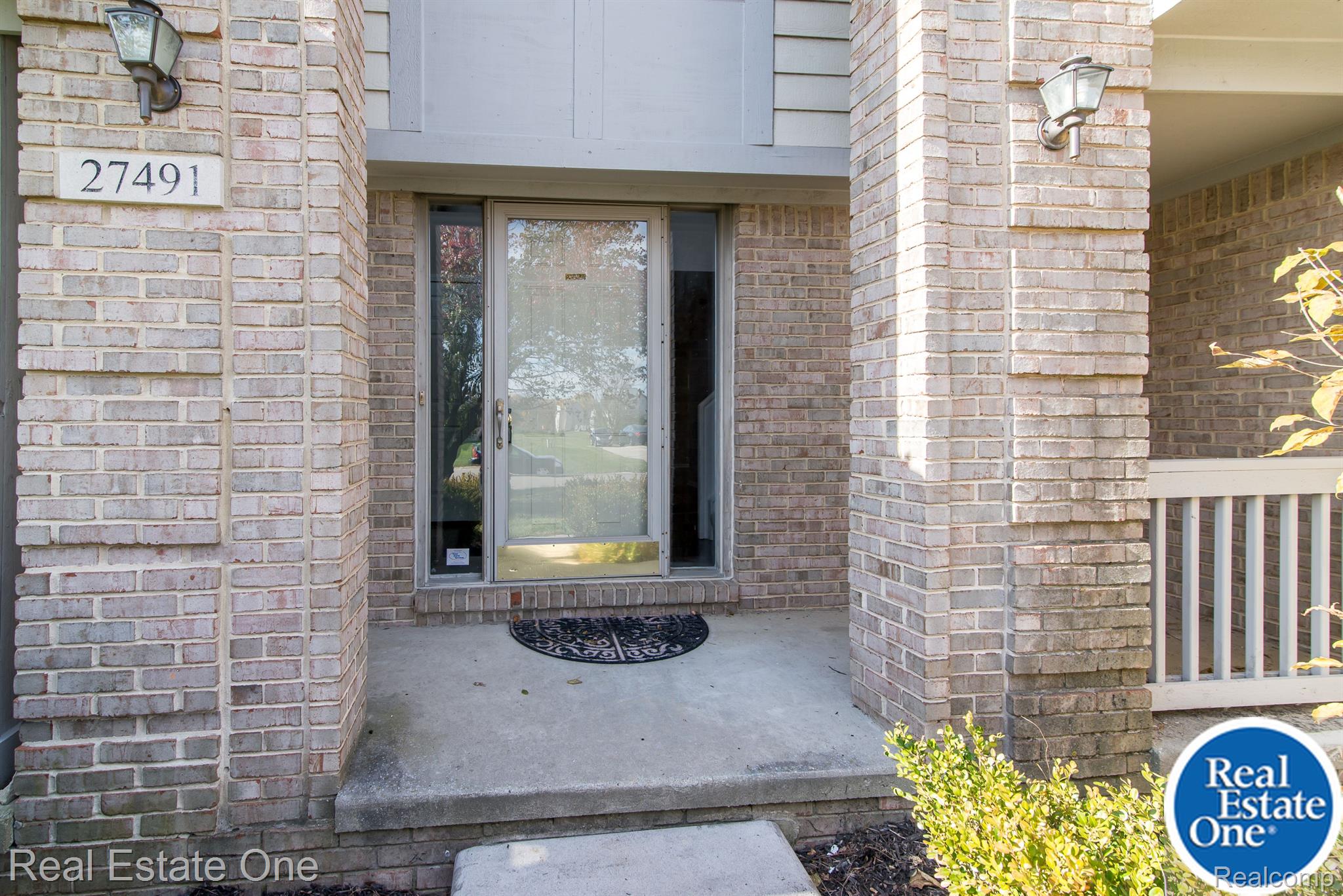 27491 CRANBROOK DR