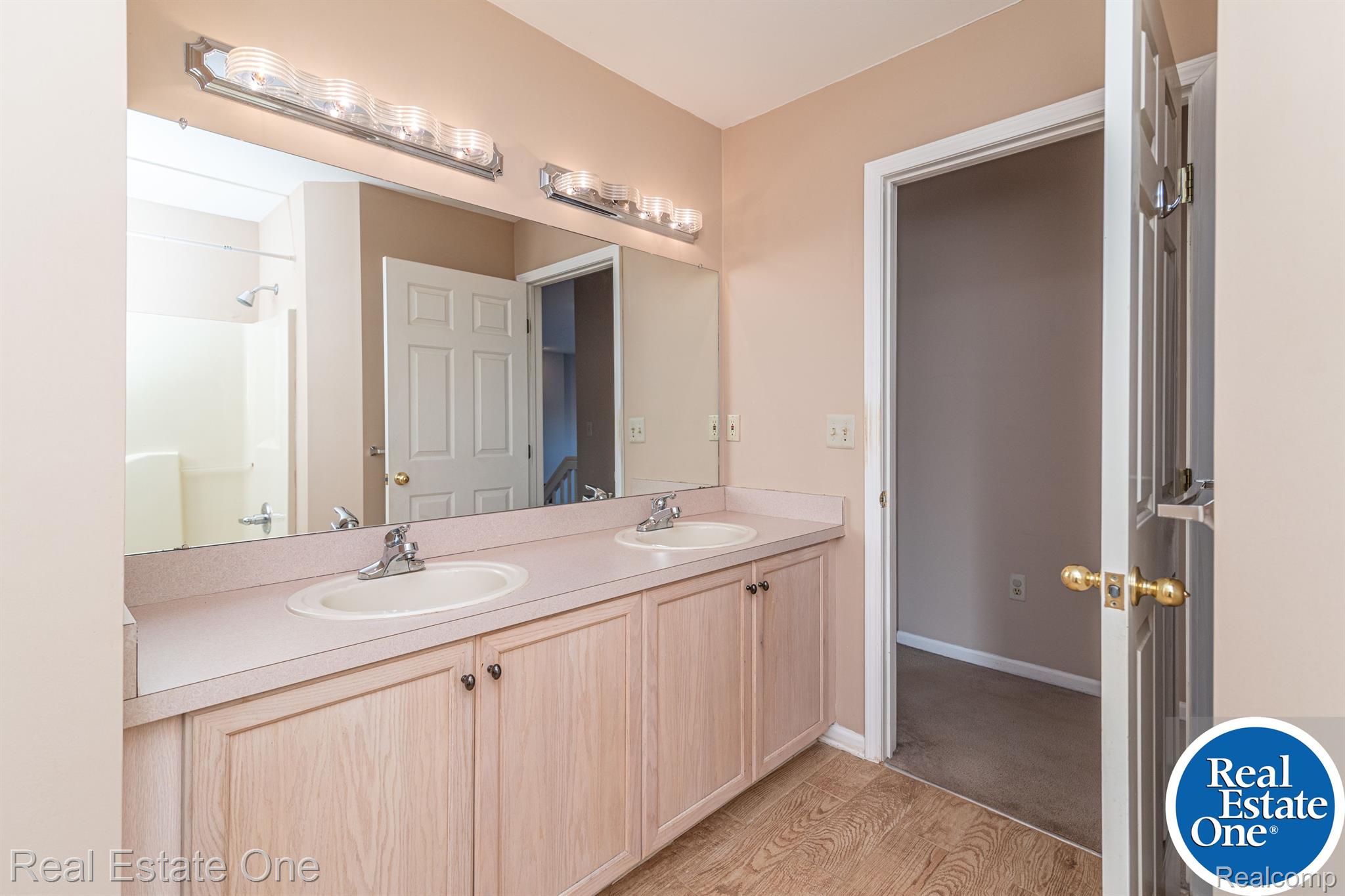 27491 CRANBROOK DR