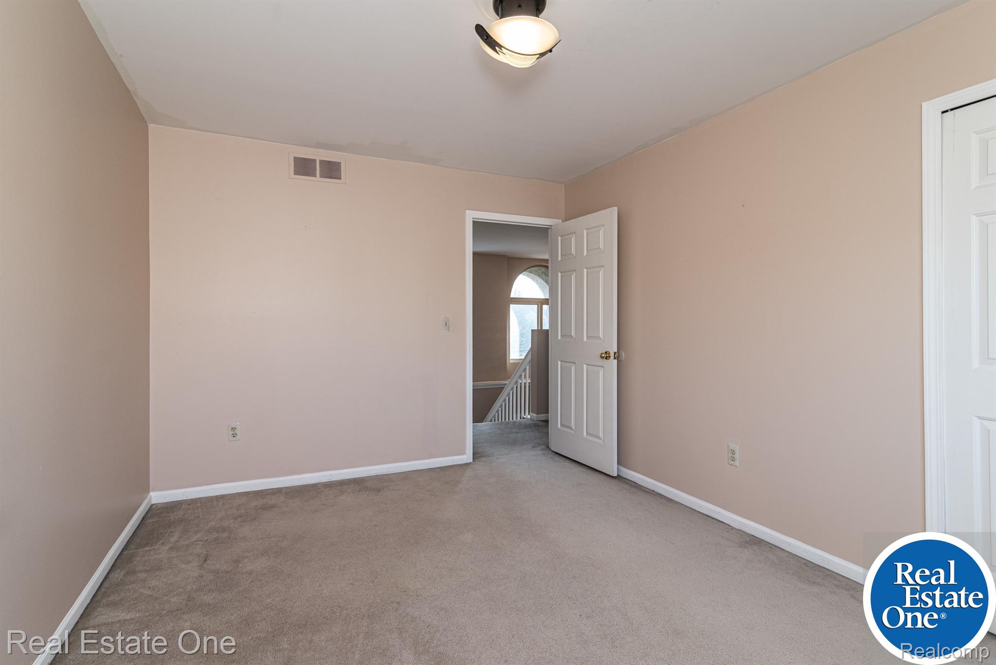 27491 CRANBROOK DR