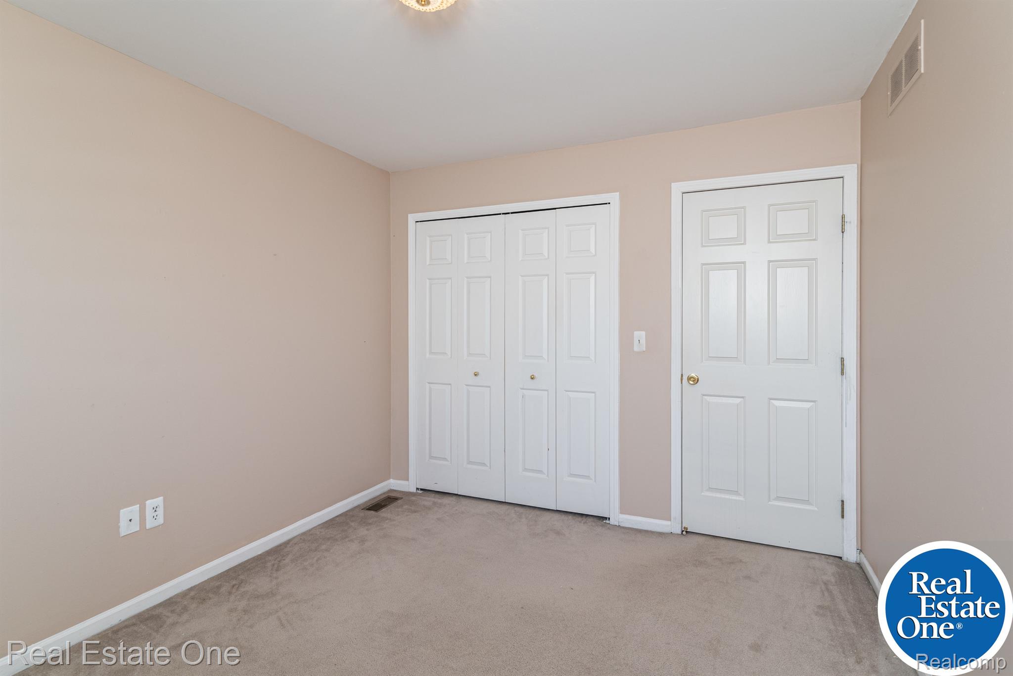 27491 CRANBROOK DR