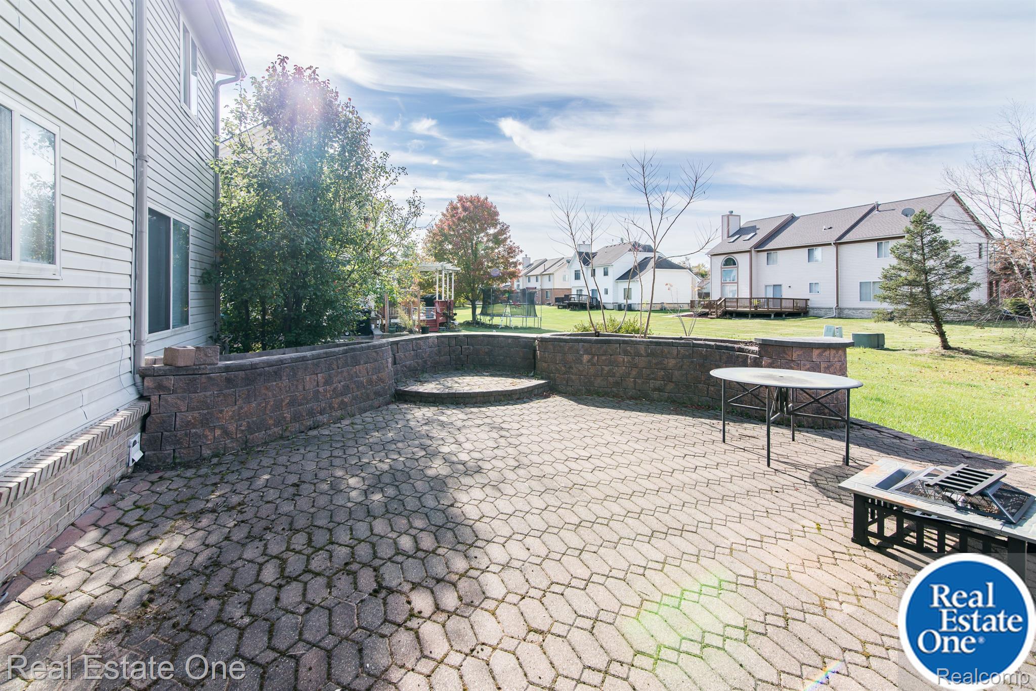 27491 CRANBROOK DR