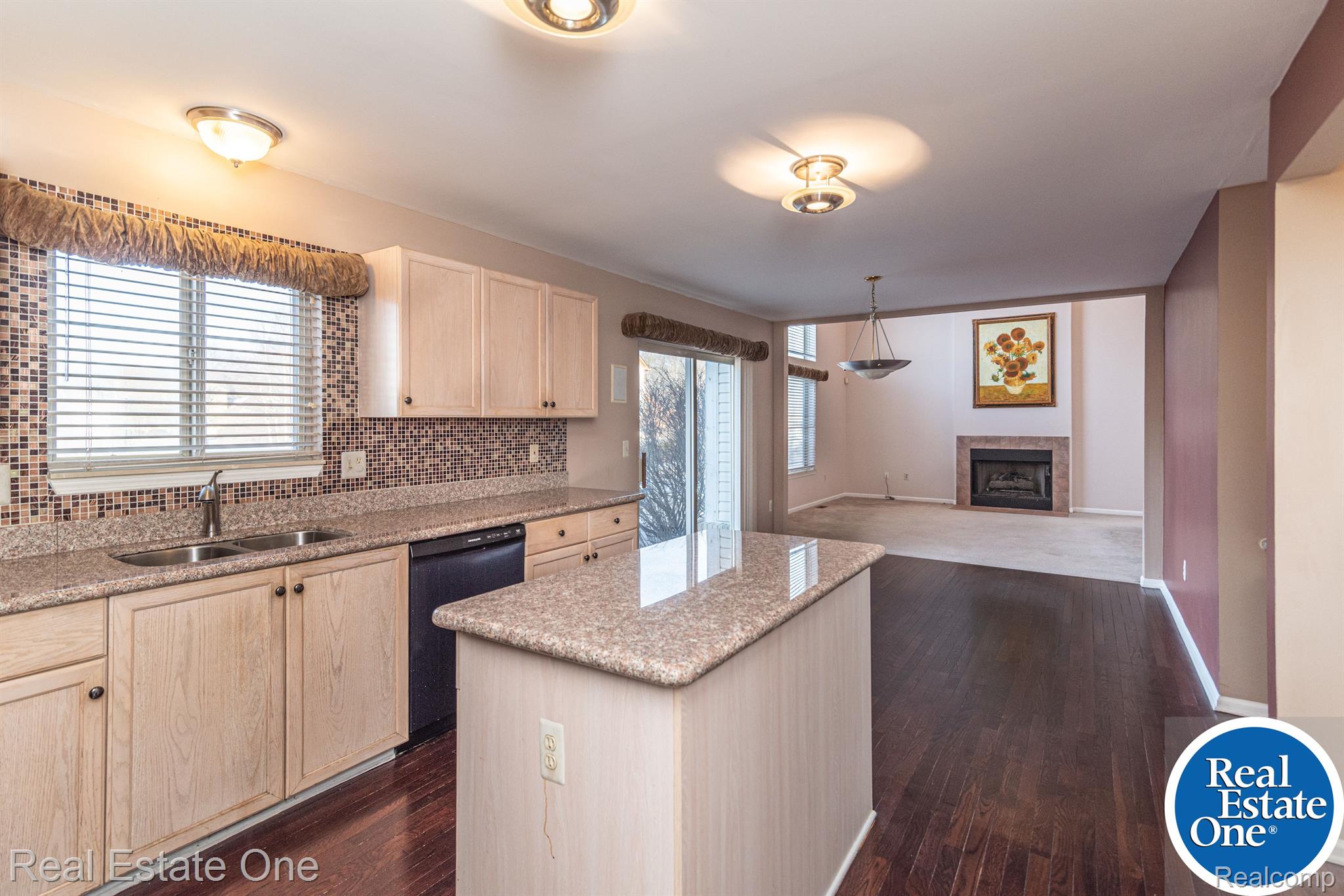 27491 CRANBROOK DR