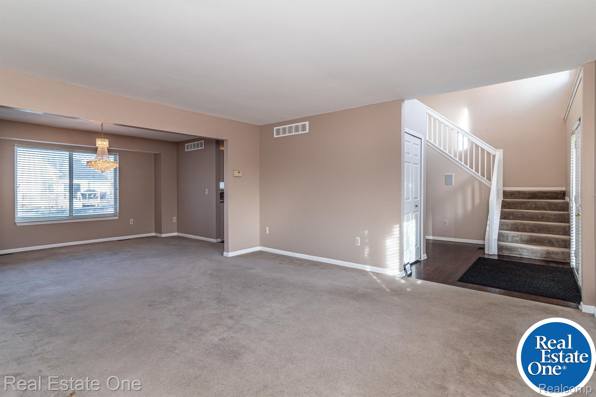 27491 CRANBROOK DR