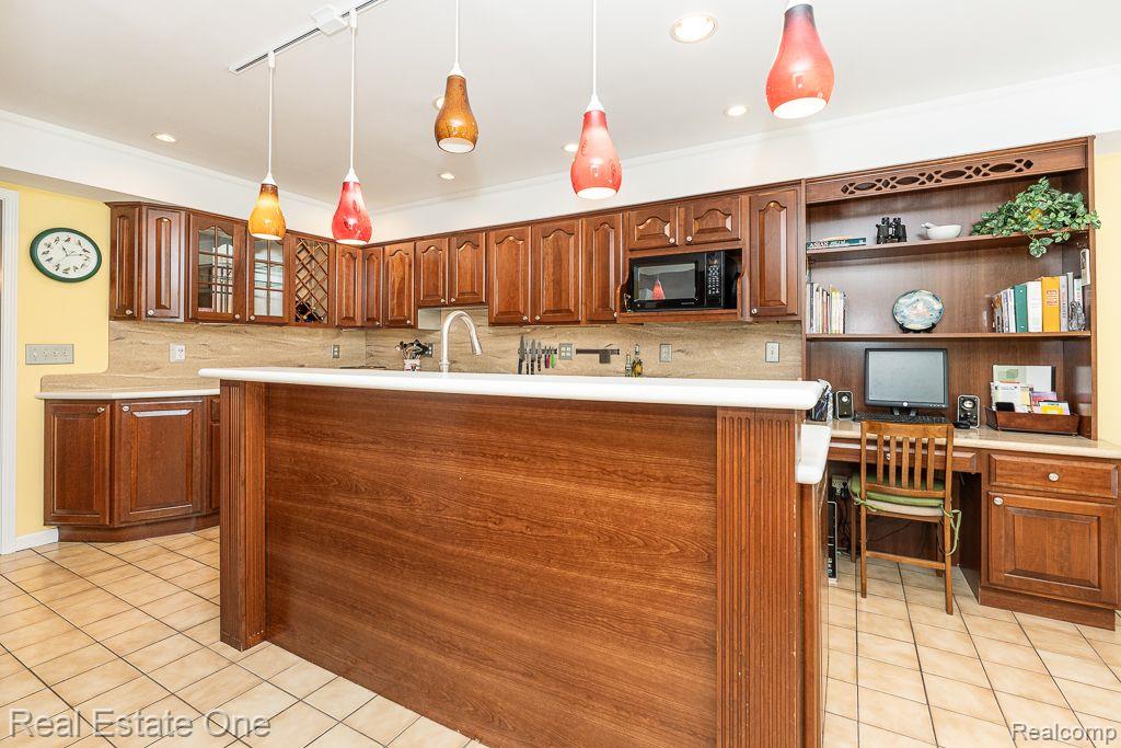 3122 QUAIL RIDGE CIR