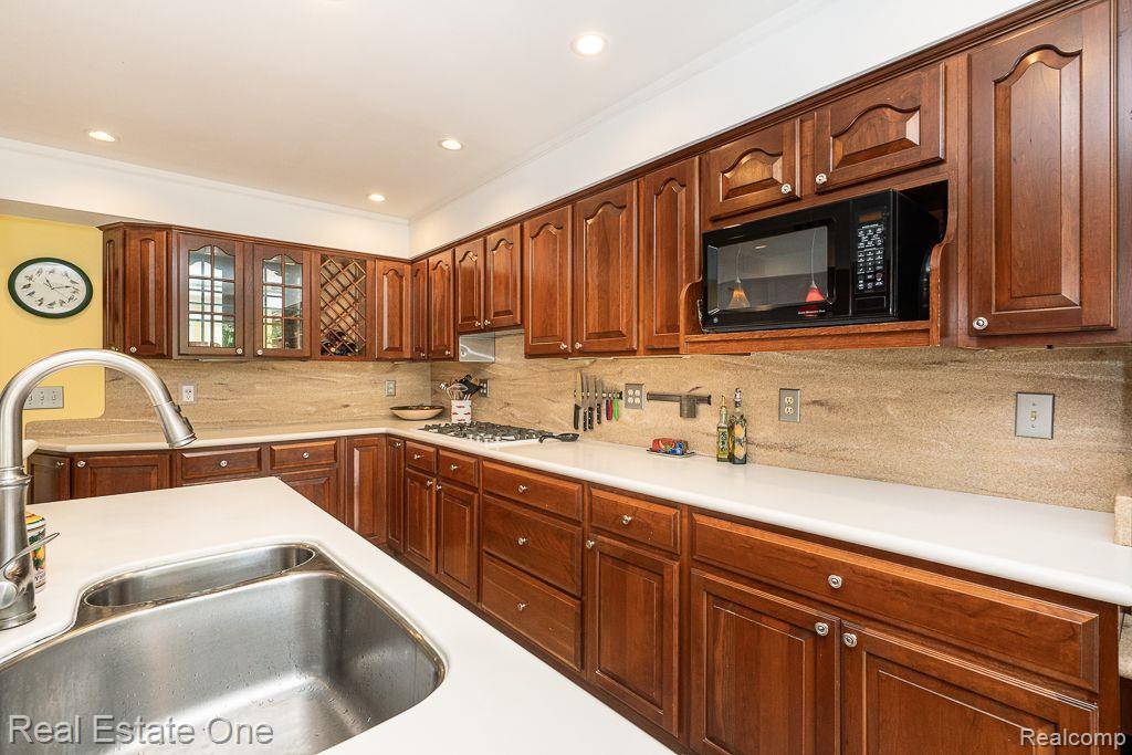 3122 QUAIL RIDGE CIR