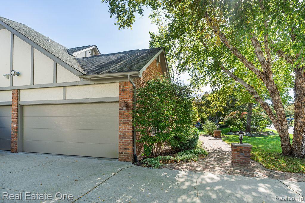 3122 QUAIL RIDGE CIR