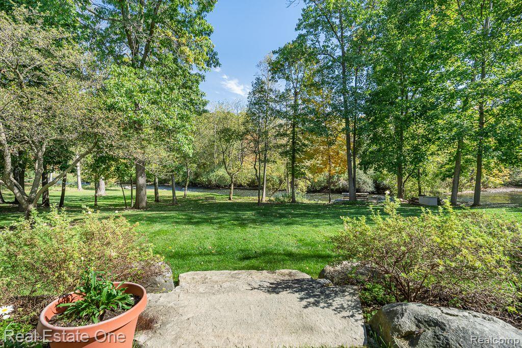 3122 QUAIL RIDGE CIR