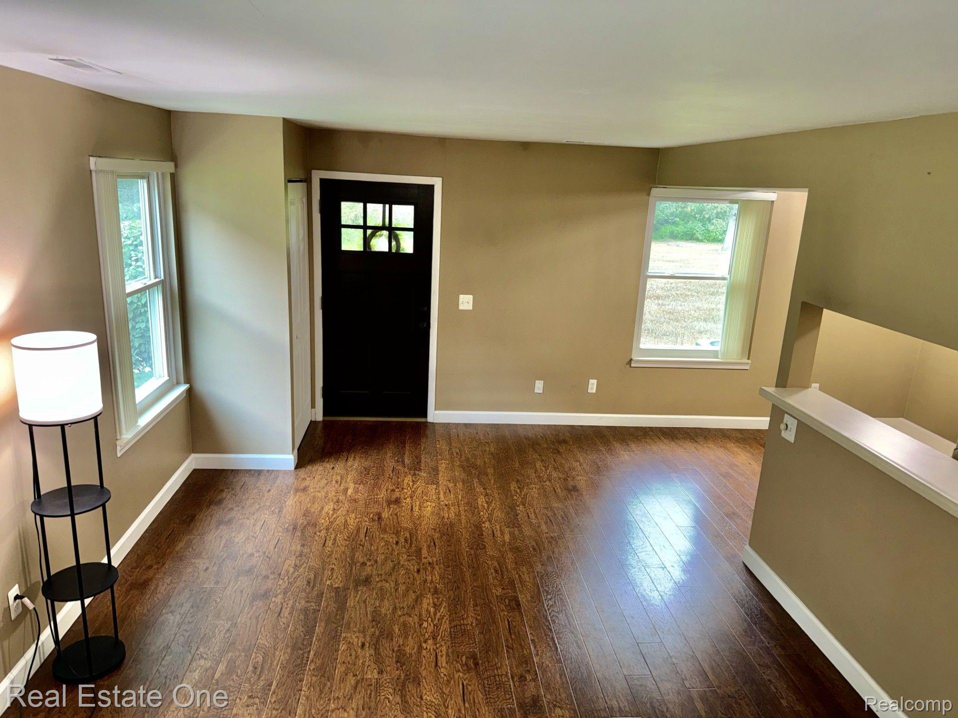 3143 SUNNYSIDE CRT