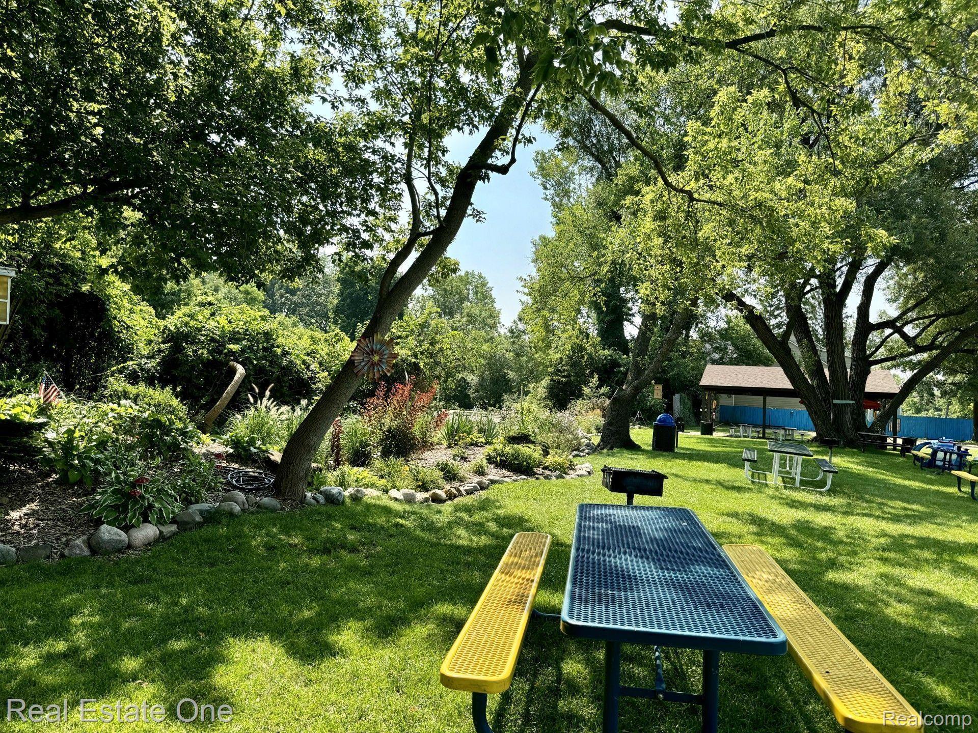3143 SUNNYSIDE CRT